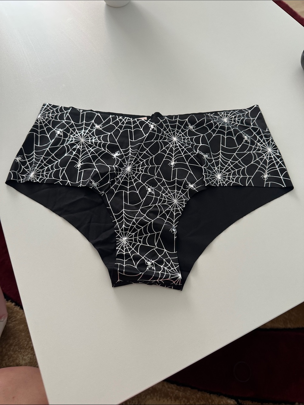 M Cheeky Spider Web